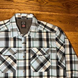 NWOT Wrangler ATG Regular fit men’s button down XL